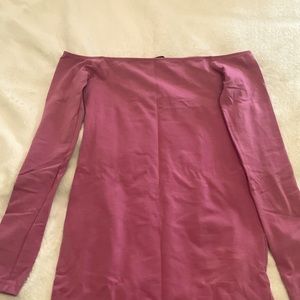 S | Minimalistic off shoulder bodycon dress with long sleeves